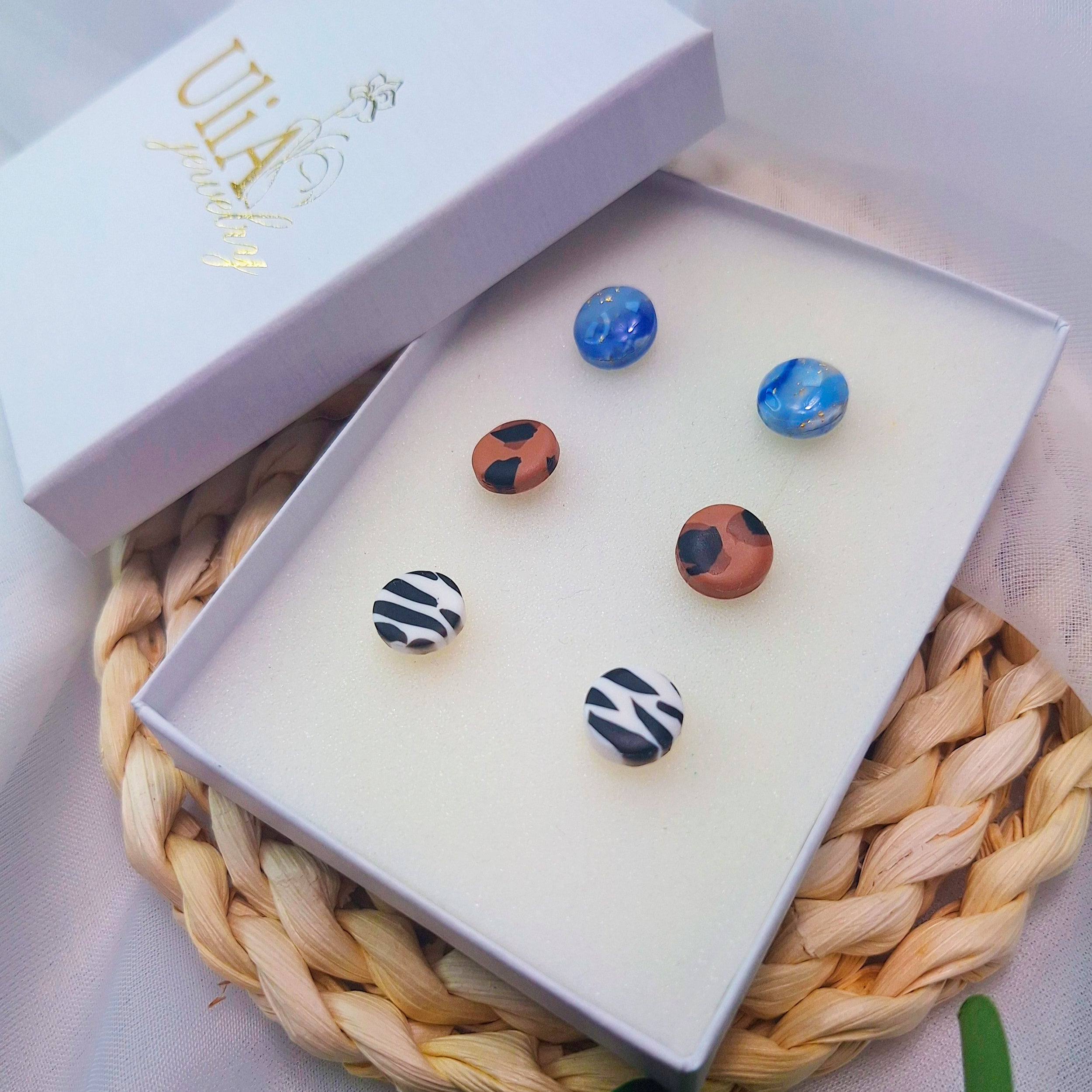 Stud Earrings Set