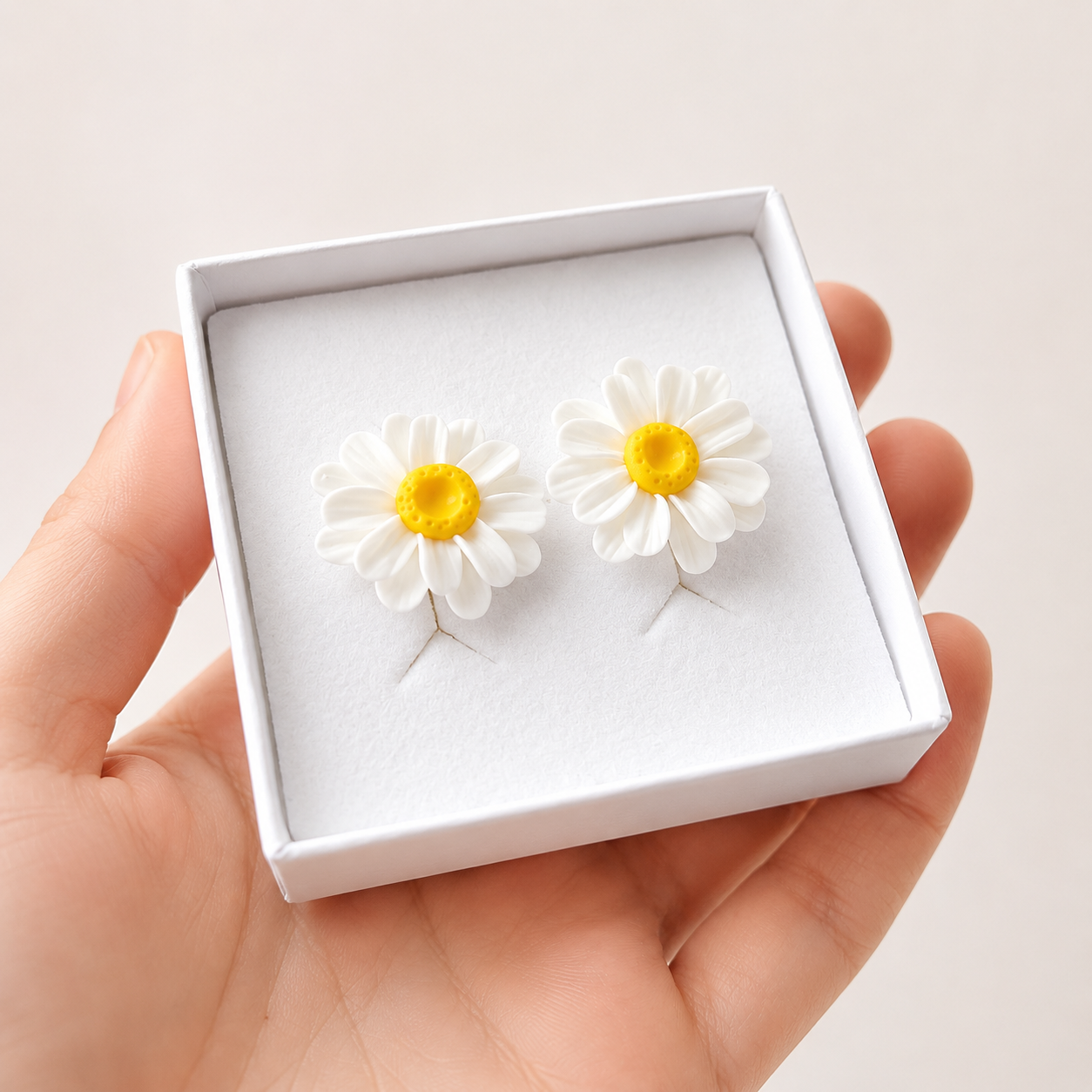 Minimalist Daisy Stud Earrings