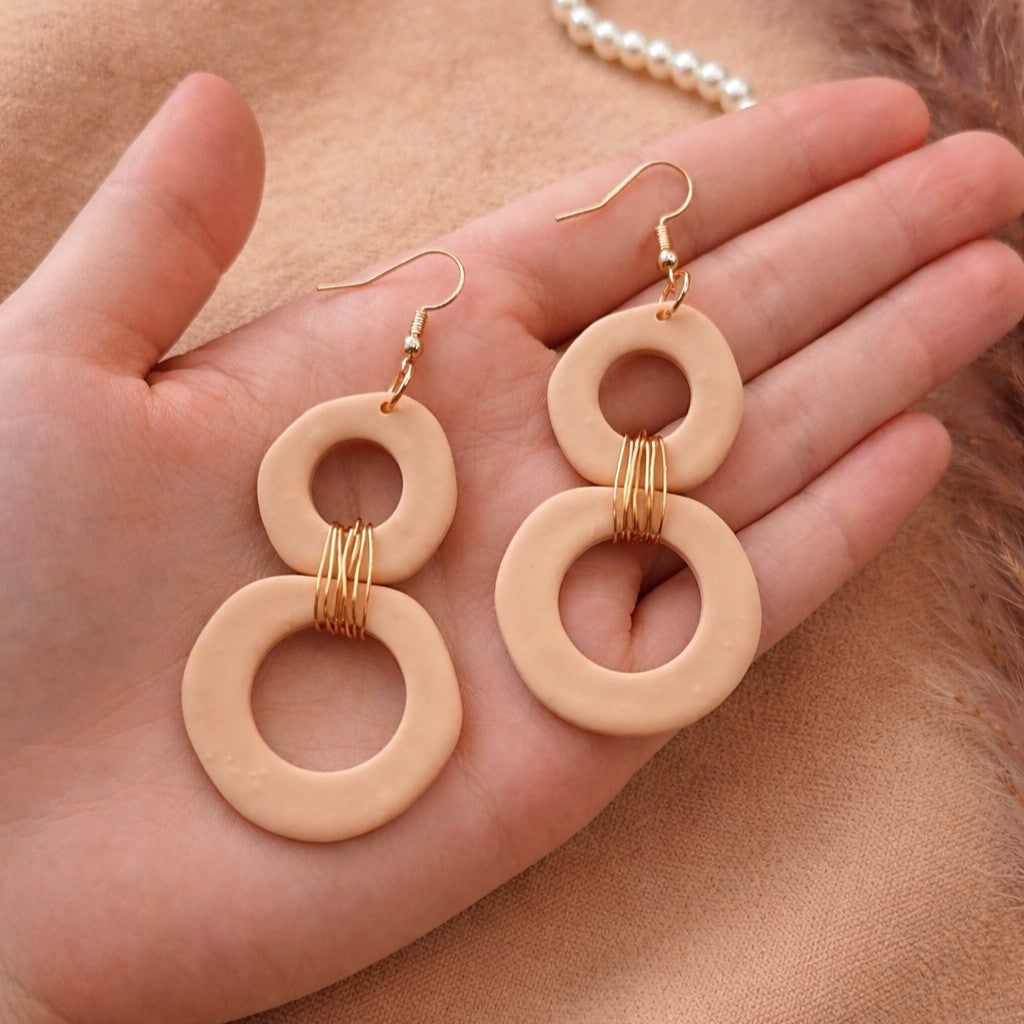 Modern Geometric Dangles