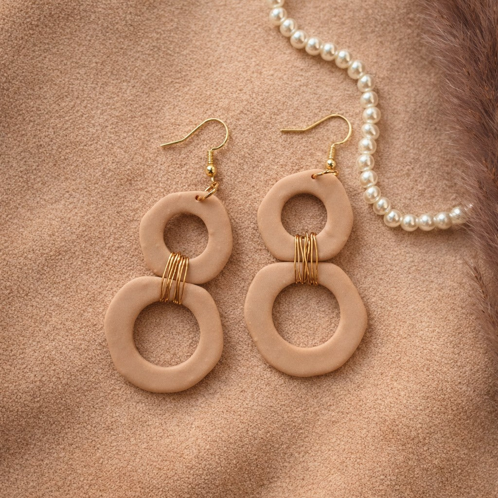 Modern Geometric Dangles