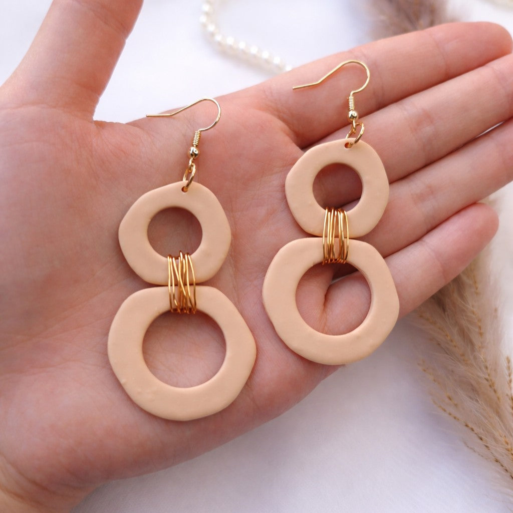 Modern Geometric Dangles
