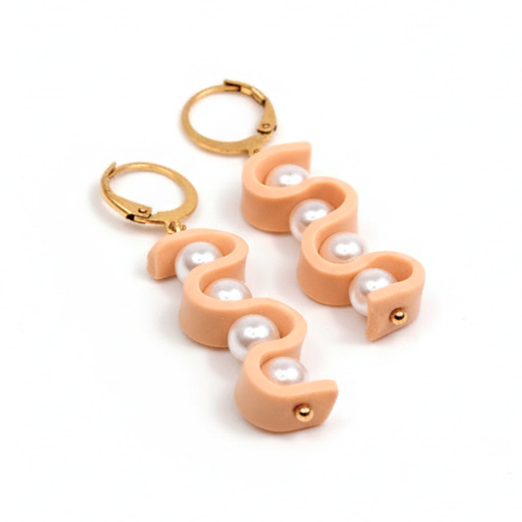 Beige Pearl Earrings