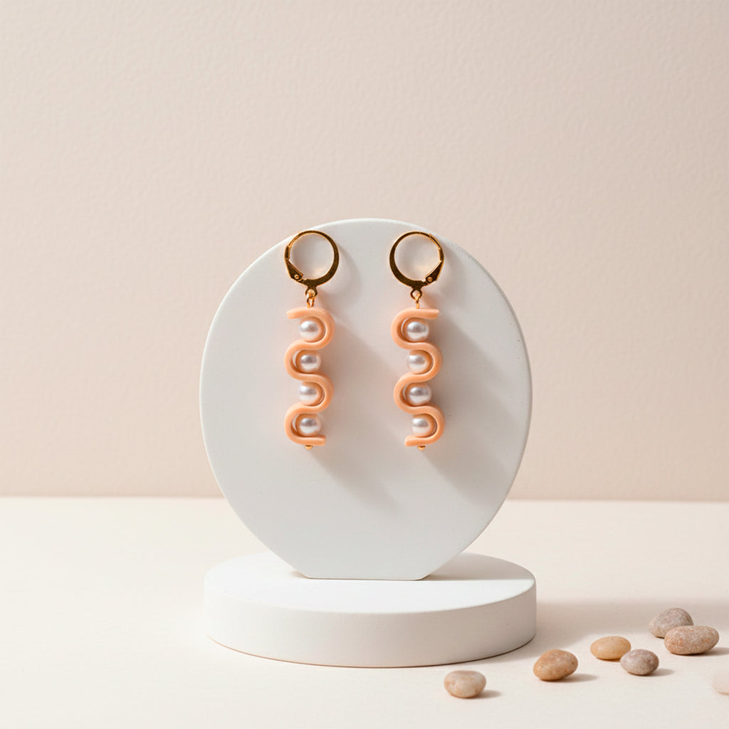 Beige Pearl Earrings
