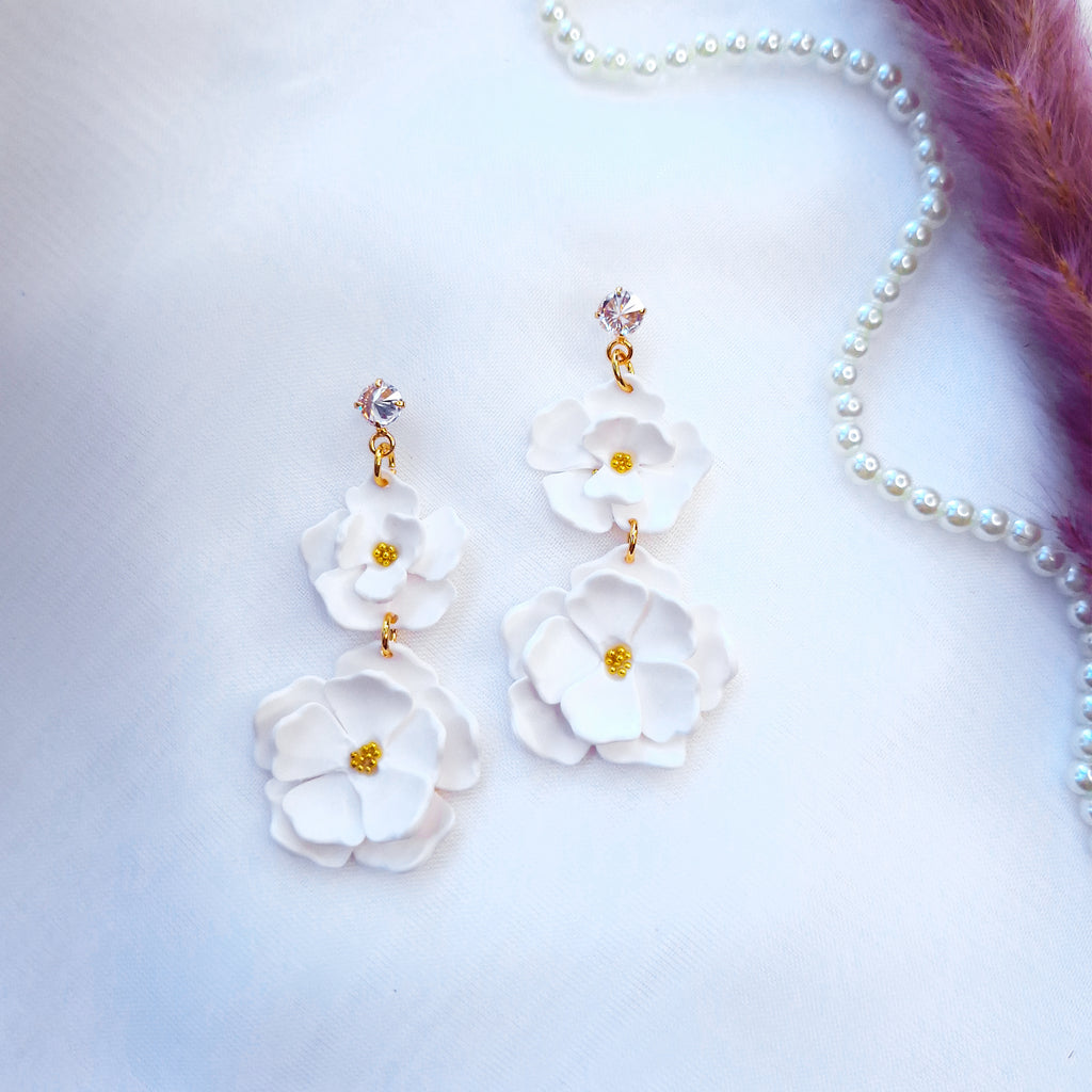 Bridal Flower Earrings – A Unique Piece for Your Unique Day